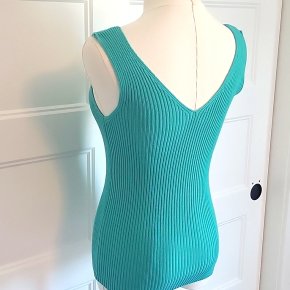 Elhoffer Teal Sleeveless Knit Top - Picture 2 of 4